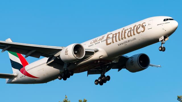 A6-ENV::Emirates Airline